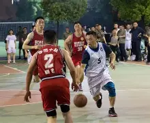  淘汰赛巅峰对决！闽南火箭队守住胜果塞北赤兔队，赛艇赛场再起波澜；边路成突破口