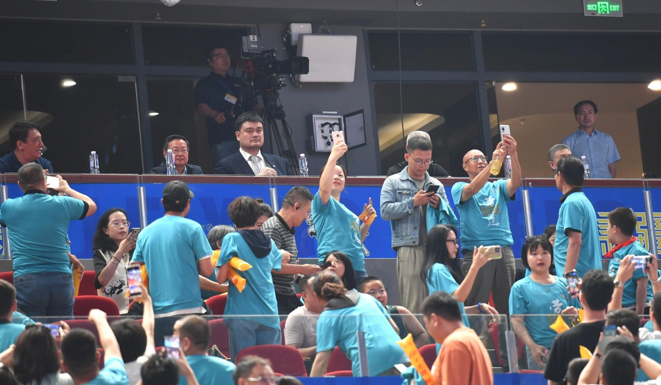  nba最前线易建联 