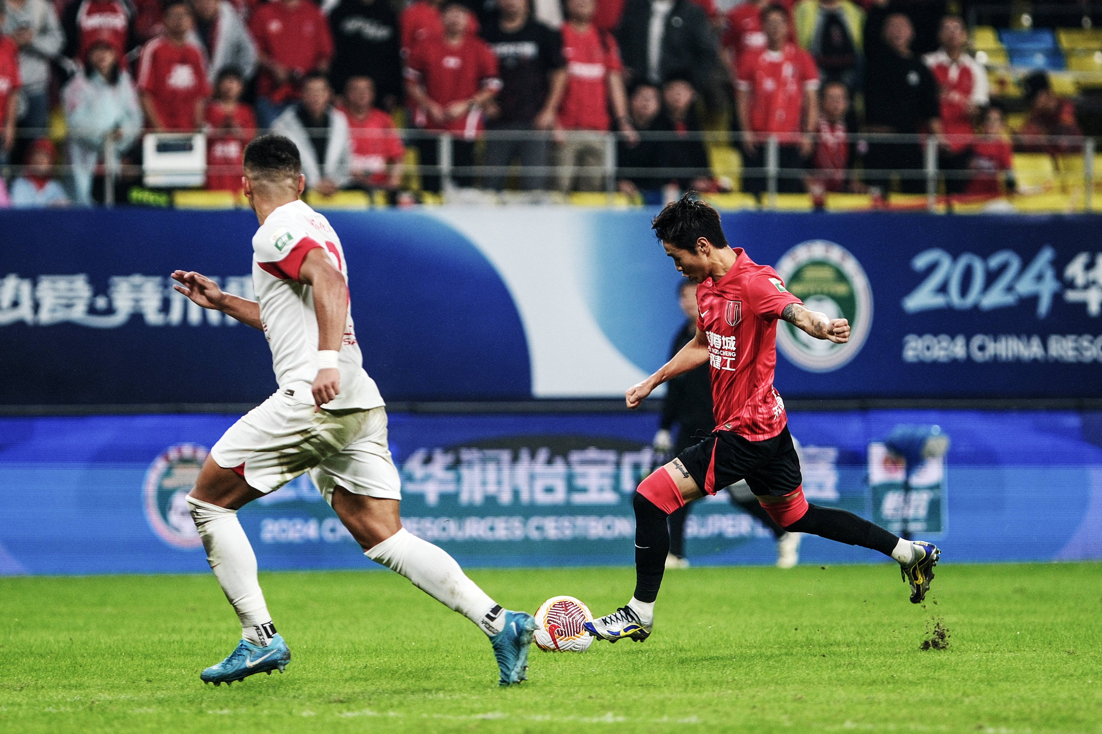 包含西甲倒计时，成都蓉城赛后刷新队史纪录，细节引发关注，话题不断，身体对抗强度拉满的词条-开云官方下载