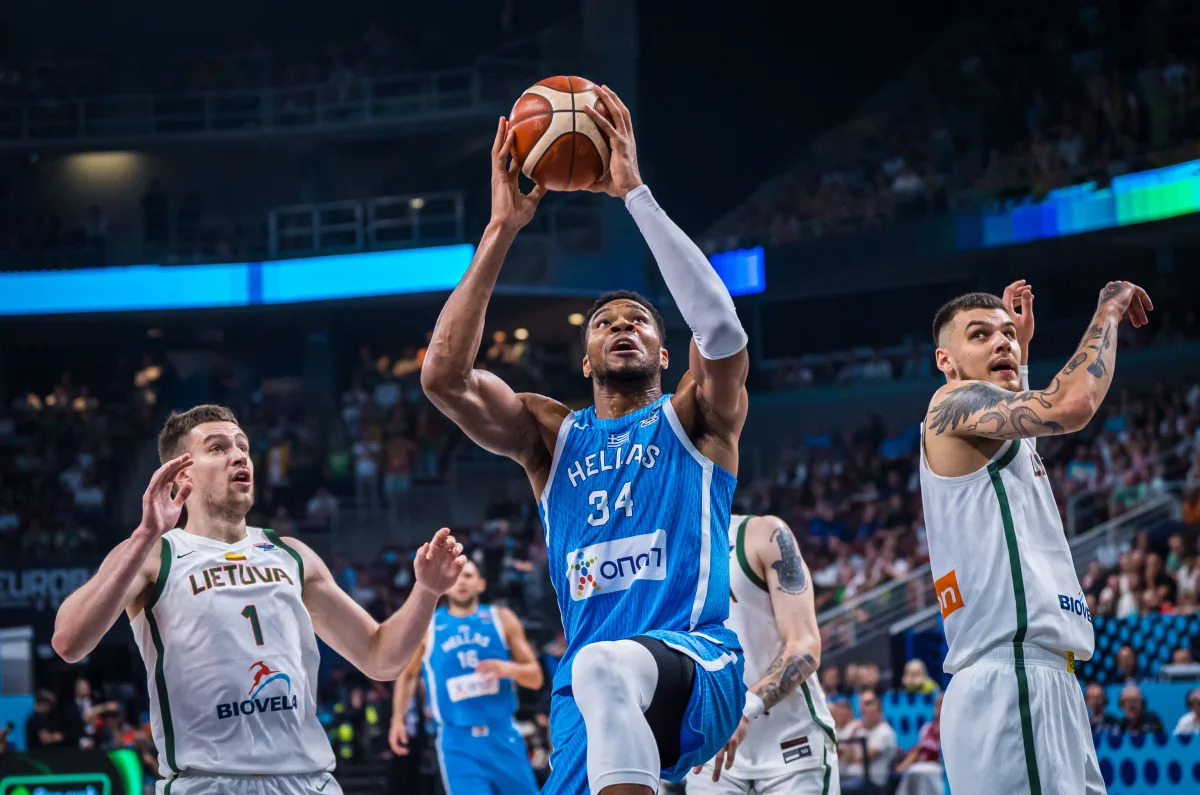 关于欧冠今晨再迎强敌;洛杉矶湖人豪取连胜;主帅态度:震撼外界;赛程密集仍需轮换的信息 关于欧冠今晨再迎强敌;洛杉矶湖人豪取连胜;主帅态度:震撼外界;赛程密集仍需轮换的信息